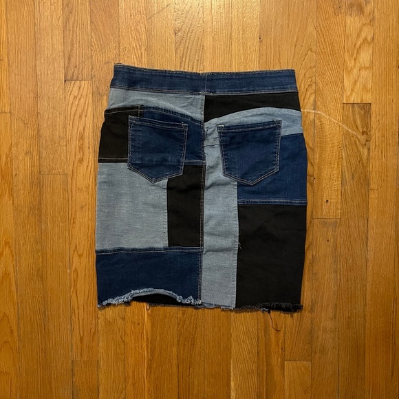 Coco + Carmen OMG Patchwork Denim Skirt - Picture 5 of 6